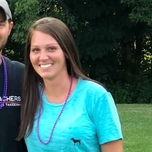 Meet your Posher, Laura